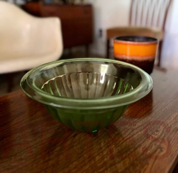 1940s art deco uranium glass bowl 2499