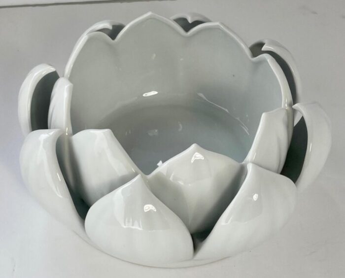 1960s ceramic artichoke or lotus bowl 3896