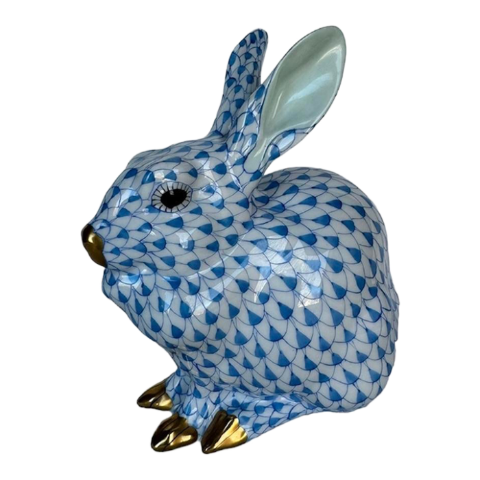 1980s herend blue fishnet sitting bunny figurine 0416