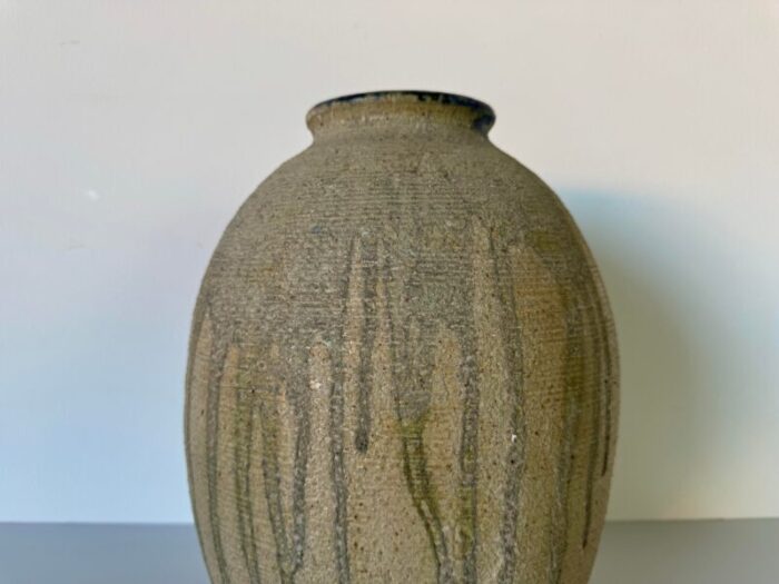 1986 mid century rustic textured green drip glaze art studio pottery vase 7337