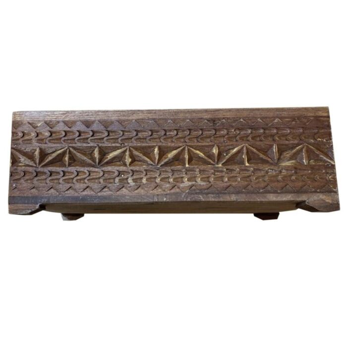 1990s carved wooden divided jewelry box 5697