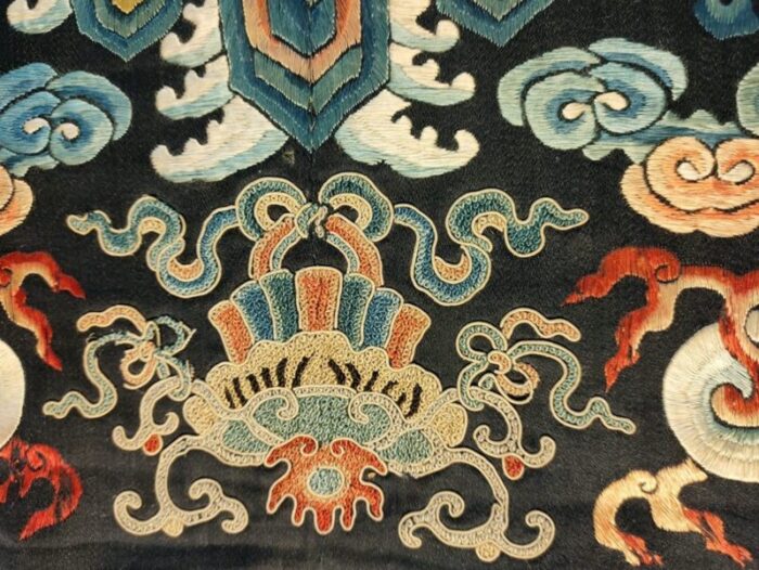 19th century chinese silk and metallic thread dragon embroidery 5785