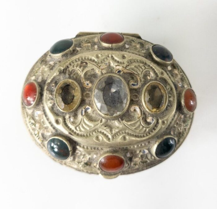 19th century gilt silver agate and bloodstone trinket pill box 3