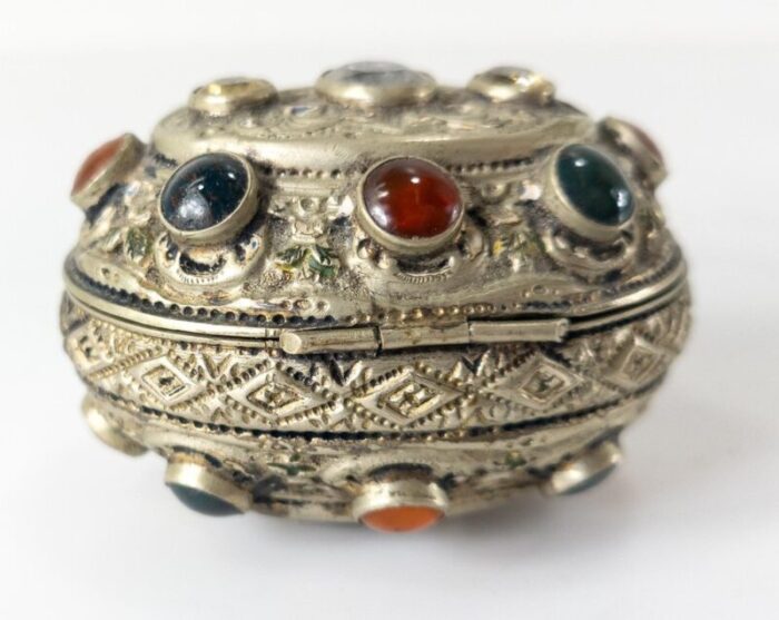 19th century gilt silver agate and bloodstone trinket pill box 7