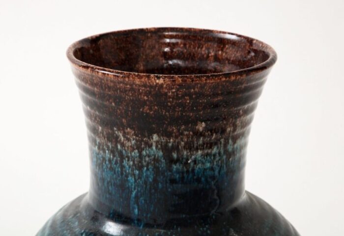 accolay pottery vase 2003