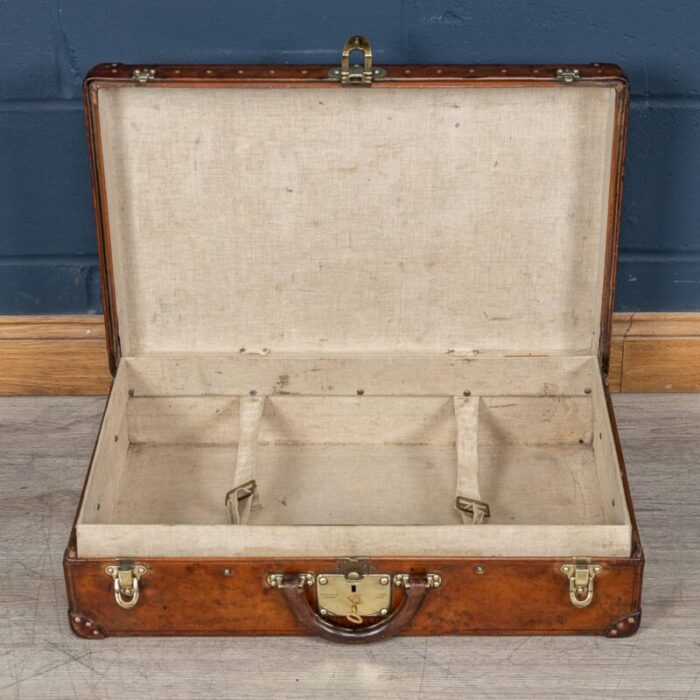 antique 20th century suitcase in natural cow hide from louis vuitton france 1910s 24