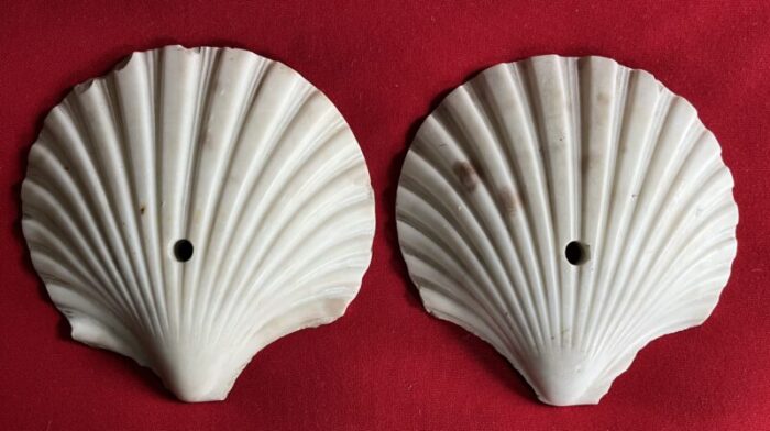 antique art deco italian carved marble scallop sea shells circa 1920 a pair 0765