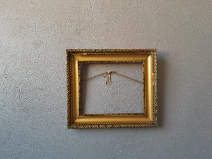 antique gold frame 1