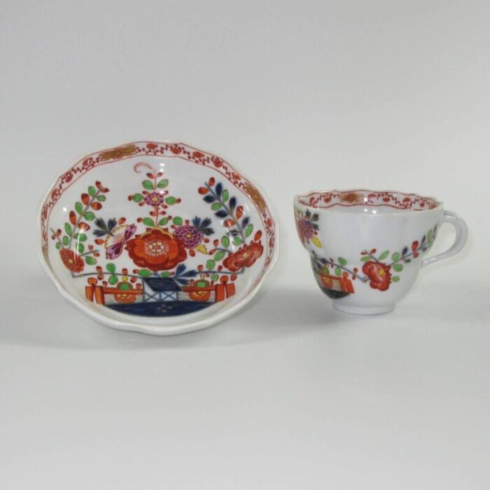 antique patterned imari cups saucers from meissen set of 6 2