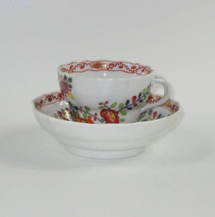 antique patterned imari cups saucers from meissen set of 6 3