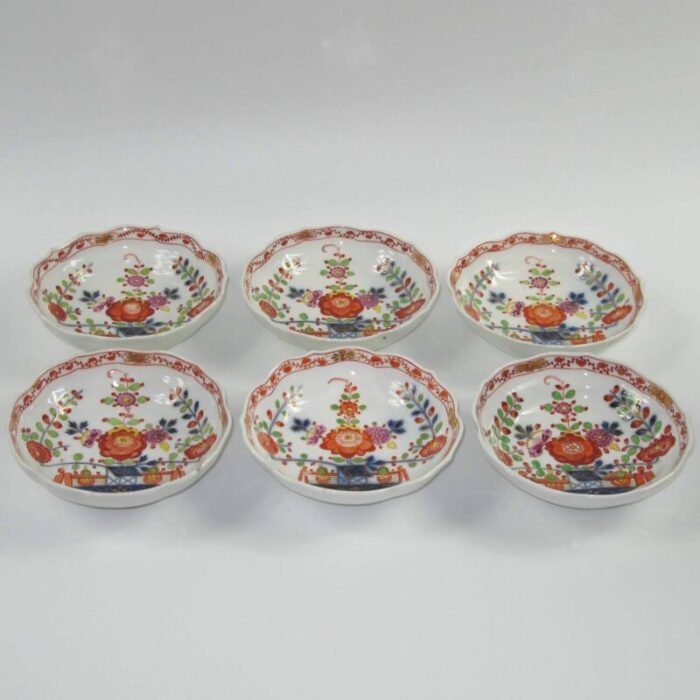 antique patterned imari cups saucers from meissen set of 6 9