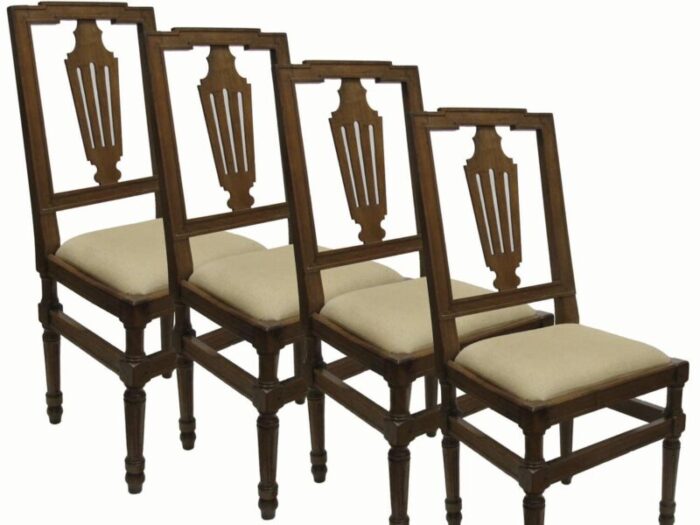 antique walnut chairs set of 4 3224