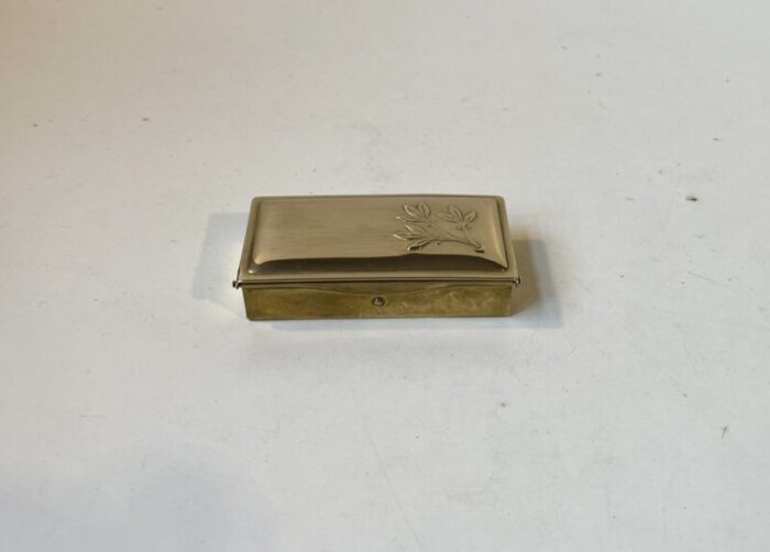 art deco pill box in brass 1930s 1