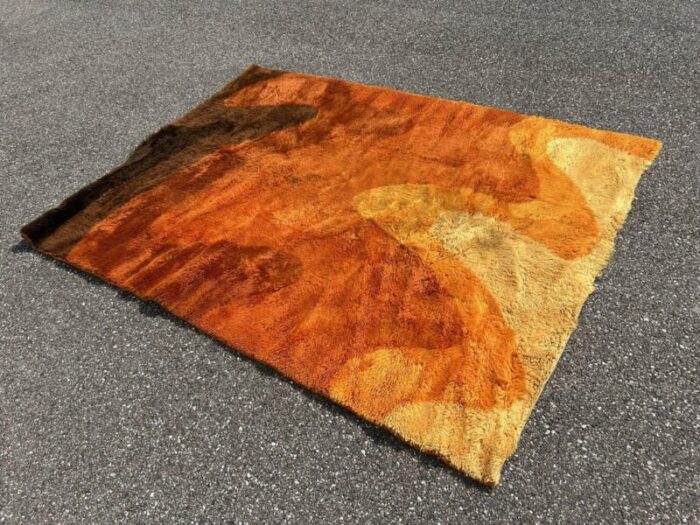 bergoss orange rug 1970s 1