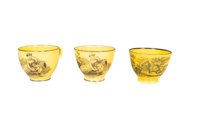 canary yellow staffordshire pottery 15 pieces 2415