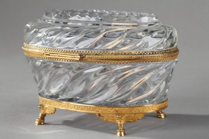 charles x cut crystal and ormolu jewelry box 10