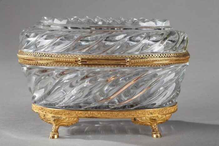 charles x cut crystal and ormolu jewelry box 11