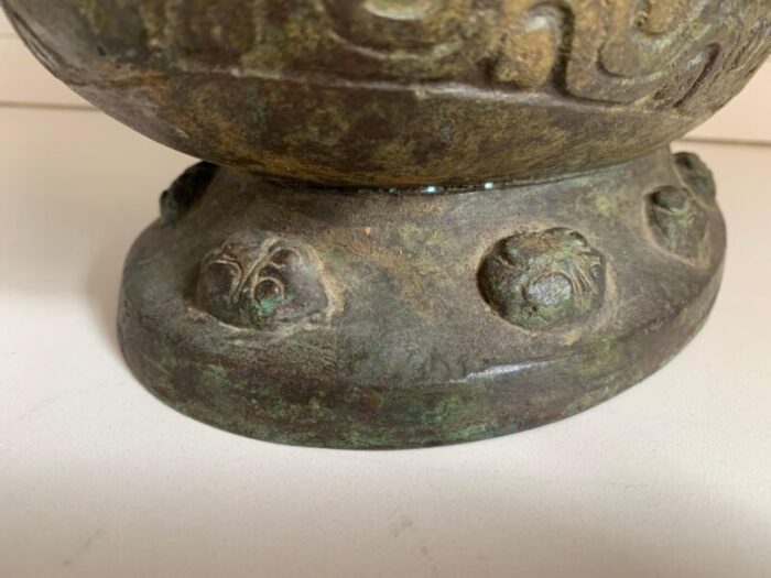 chinese achaistic late shang dynasty inlaid bronze gu vessel 14