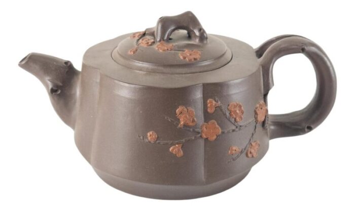 chinese brown clay yixing zisha teapot 1