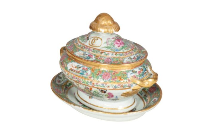 chinese export famille rose porcelain sauce tureen and underplate 2 pieces 2591