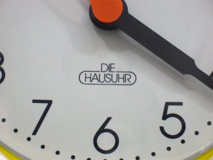 clock from die hausuhr gelb 1970s 11