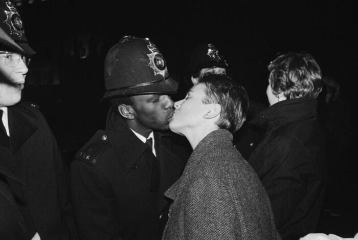 dunsmore new years kiss 1985 3560