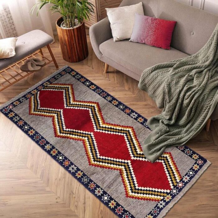 fine hand knotted persian vintage shiraz rug 2980