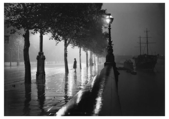 fox photos rainy embankment 1929 5317