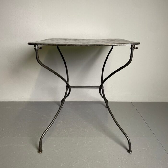 french bistro table in metal 2820