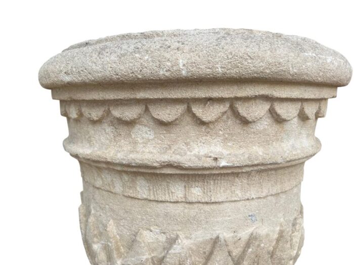 georgian limestone urn from wall hall hertfordshire 1427