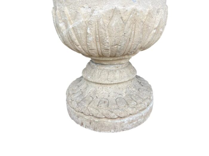 georgian limestone urn from wall hall hertfordshire 8785