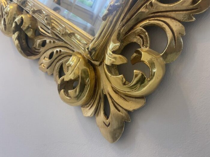 gilded florentine mirror with acanthus leaf carving 10