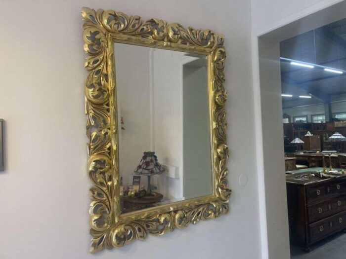 gilded florentine mirror with acanthus leaf carving 17