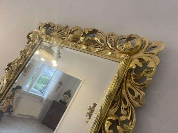 gilded florentine mirror with acanthus leaf carving 3