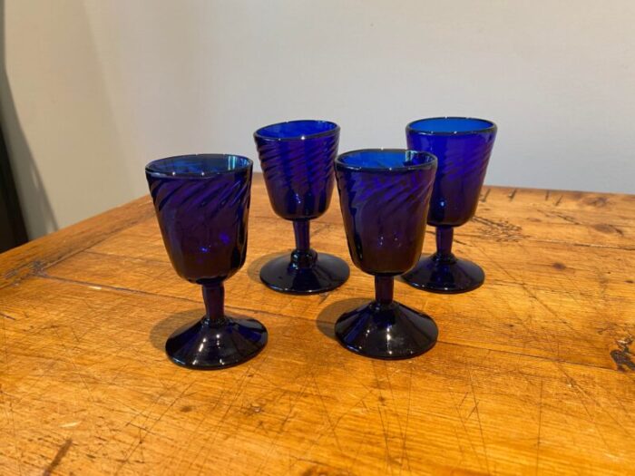 hand blown cobalt cordial glasses with swirl design set of 4 3402