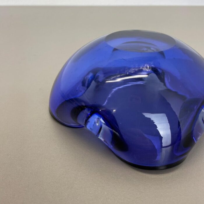 heavy blue murano glass shell bowl or ashtray italy 1970s 13