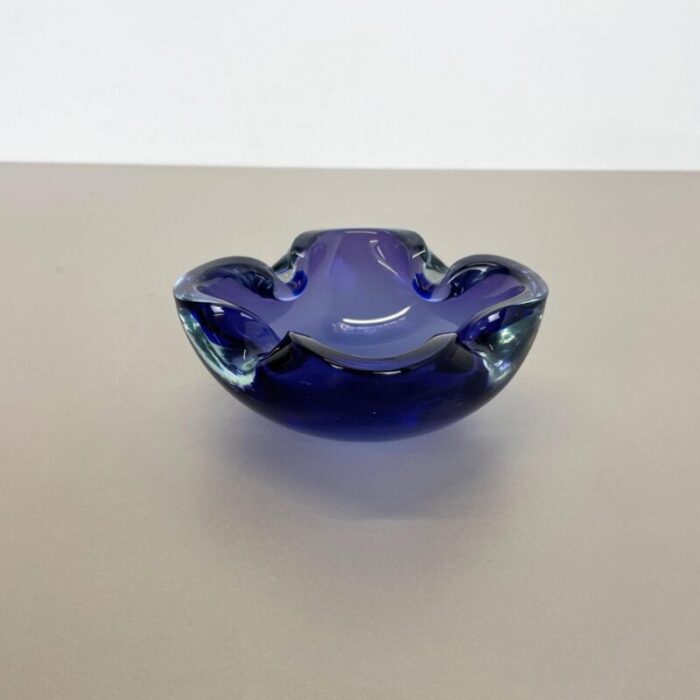 heavy blue murano glass shell bowl or ashtray italy 1970s 5