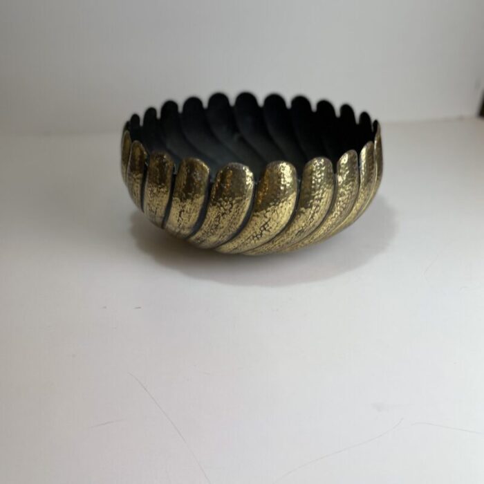 italian brass bowl in the style of egidio casagrande 1970s 2136