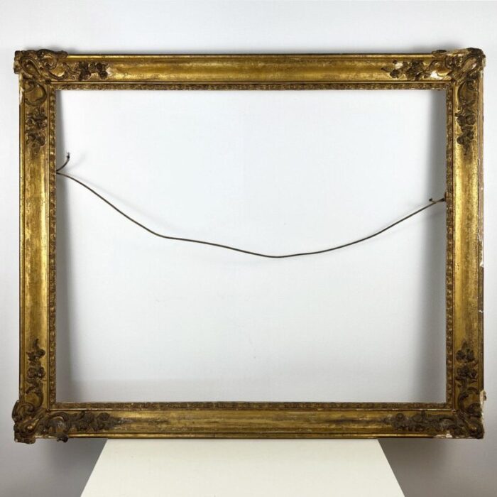 large antique gilt wooden frame 5801