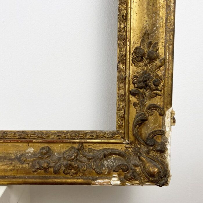 large antique gilt wooden frame 7752