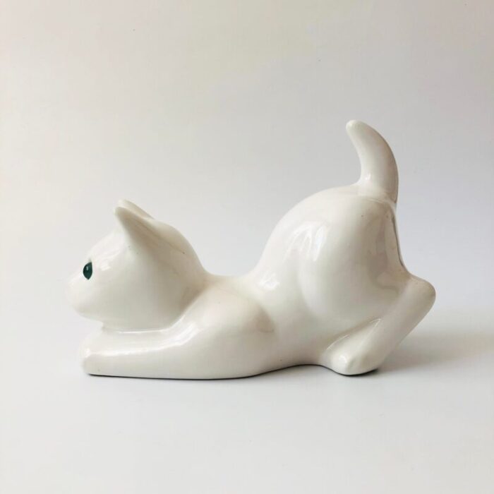 large vintage white ceramic cat by elpa alcobaca portugal 1301