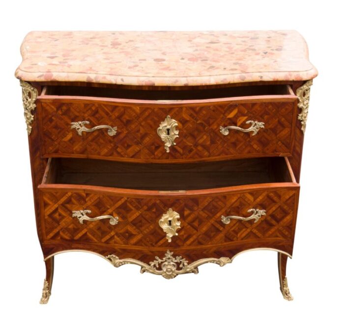 louis xv kingwood and parquetry commode 7400