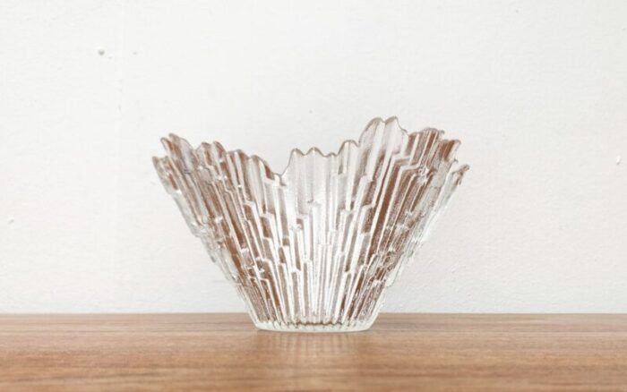 mid center finnish revontulet glass bowl by tauno wirkkala for humppila 1