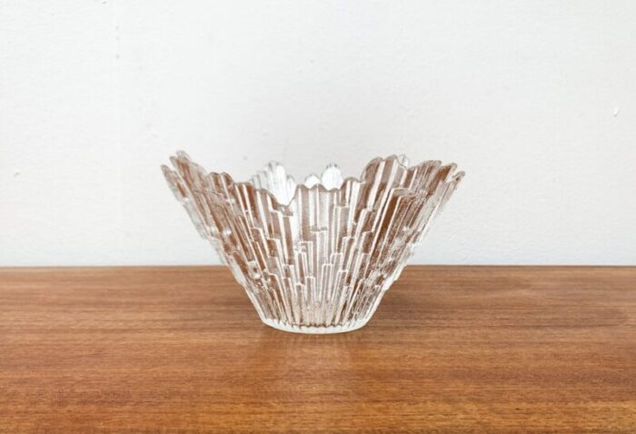 mid center finnish revontulet glass bowl by tauno wirkkala for humppila 13