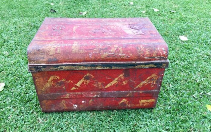 mid century metal trunk 1940s 6