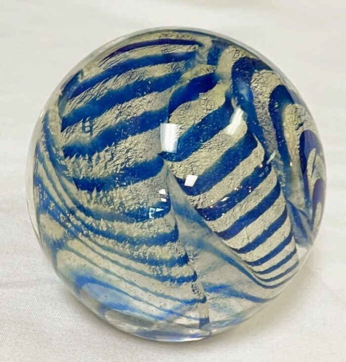 mid century modern art glass paperweight 4924