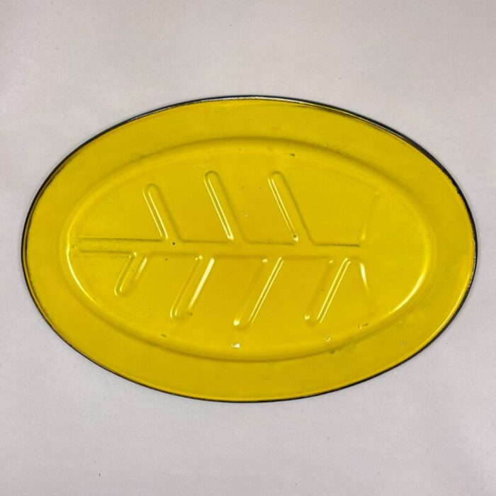 mid century yellow enameled steel steak plates set of 4 2258