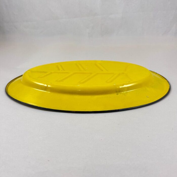 mid century yellow enameled steel steak plates set of 4 4235