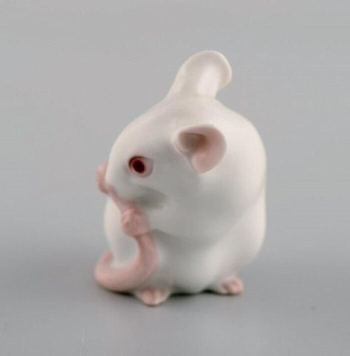 model 1728 porcelain figure of white mouse by dahl jensen for bing grondahl 2