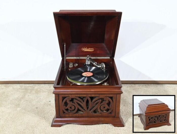 model vii phonograph in mahogany from silvertone 1920s 1